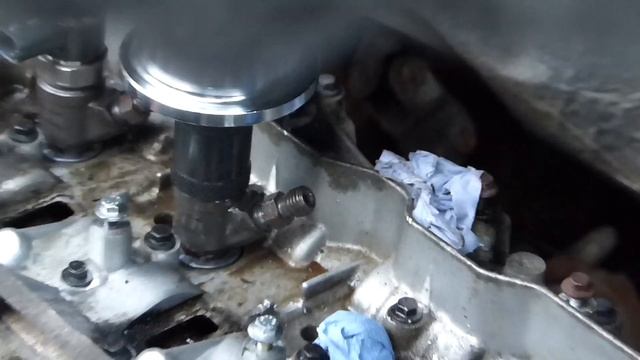 Renault Trafic M9R Diesel Injector removal смотреть онлайн
