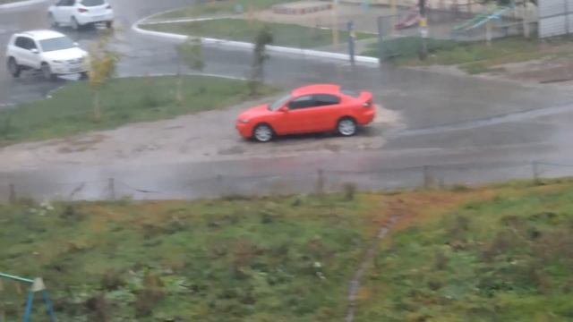 Ураганный ветер в Брянске смотреть онлайн