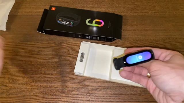 Xiaomi mi band 6 распаковка смотреть онлайн