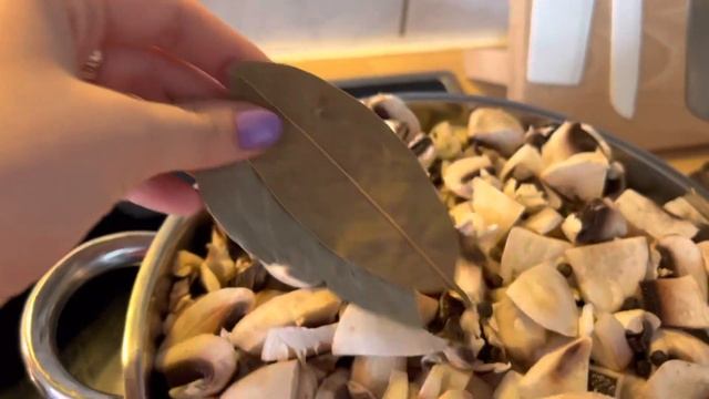 Маринованные Грибы Маринованные Шампиньоны Еда Лёгкий Рецепт Рецепт на Каждый день Люблю Покушать смотреть онлайн