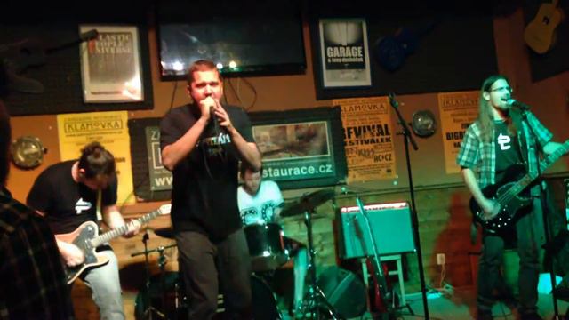 PipeLines - Strana Mince (Klamovka 21. 8. 2015) смотреть онлайн