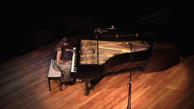 Yorgos Sicilianos: Eight Children's Miniatures, Fani Karagianni piano смотреть онлайн