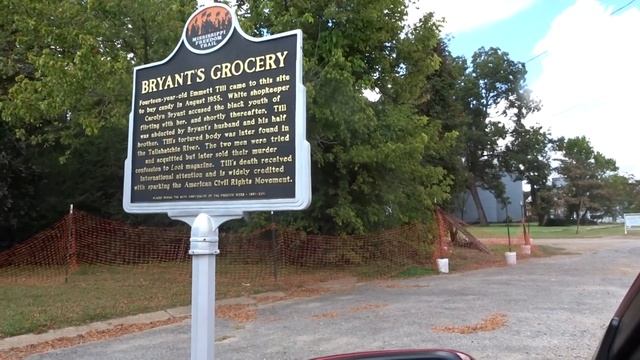 Blues & Civil Rights inc. Money & Dockery Plantation. Emmett Till Robert Johnson grave BB King grav смотреть онлайн