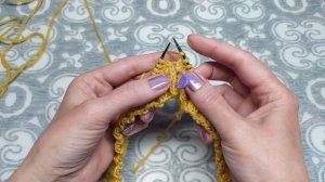 Вязание поворотными рядами по кругу без шва.