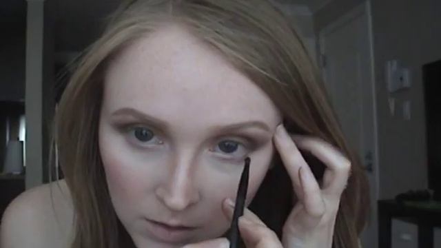Rose Gold Smokey Eye смотреть онлайн