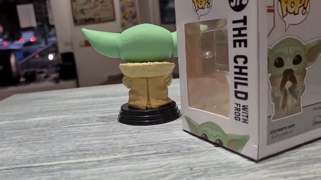 Обзор Фигурки Funko POP Малыш Йода с лягушкой: Мандалорец (The Child with frog: 379) Original смотреть онлайн