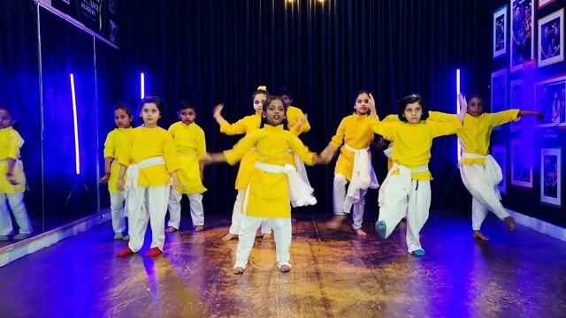 Sholay Dance Cover | RRR Movie Song | Wave Dance Academy смотреть онлайн