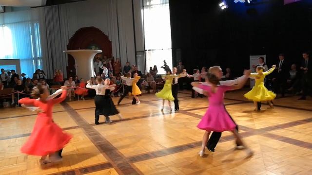 "Rising Star - 2018" Днепр Шустов Иван Мидяная Таисия Ювеналы 2 Е St смотреть онлайн