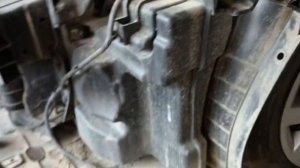 Как снять переднюю фару на Хёндай Солярисе 2.