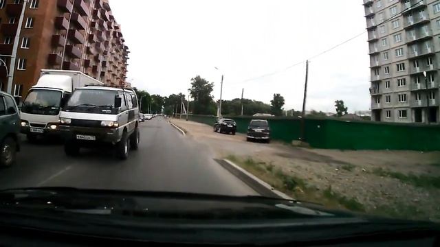 Делика на встречке.avi смотреть онлайн