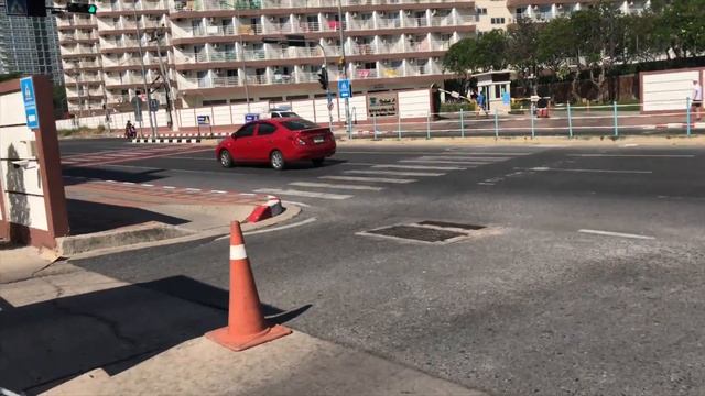 Обзор кондоминиума Jomtien Beach Condominium 2018. Где снять жилье в Паттайе смотреть онлайн