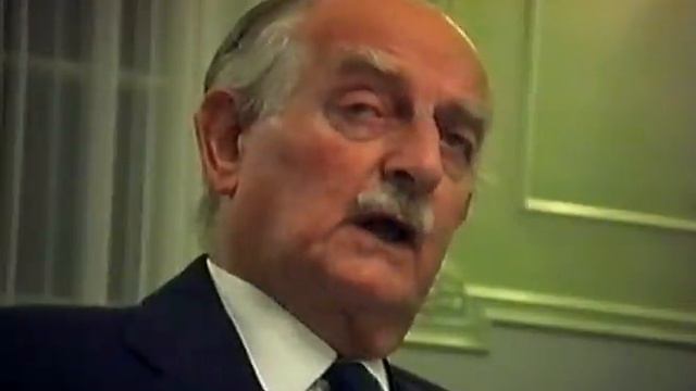 POW: "Atomic bombs saved all our lives" смотреть онлайн