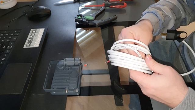 Как подключить вилку и прожектор к проводу своими руками. Светодиодный прожектор смотреть онлайн