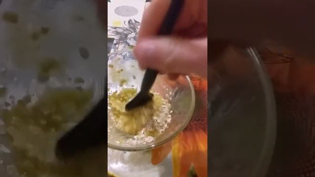 Чудо желток. Уход за лицом. Маска от прыщей. Домашние рецепты. Маска из куриного желтка с медом. смотреть онлайн