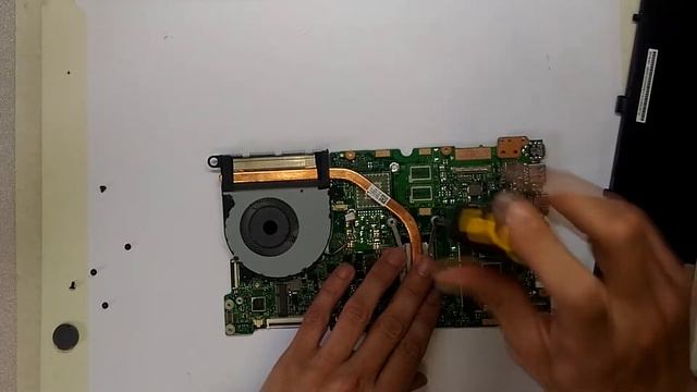 Asus UX310UA Mainboard Replacing