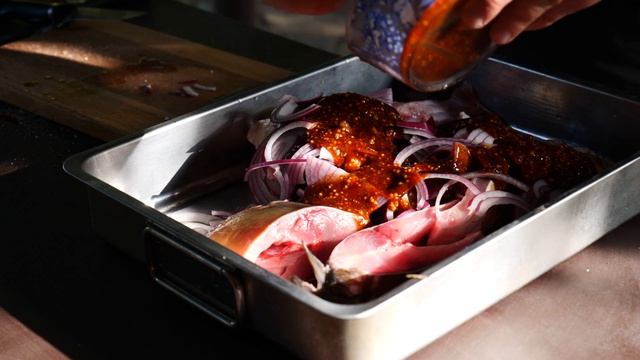 ЖАРИМ КАРПА В ТАНДЫРЕ!!! смотреть онлайн