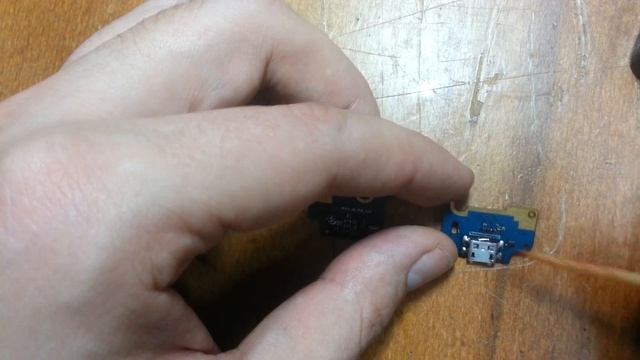 Демонтаж разъема Micro-USB !!Без фена!! (Вуду+Паяльник) смотреть онлайн