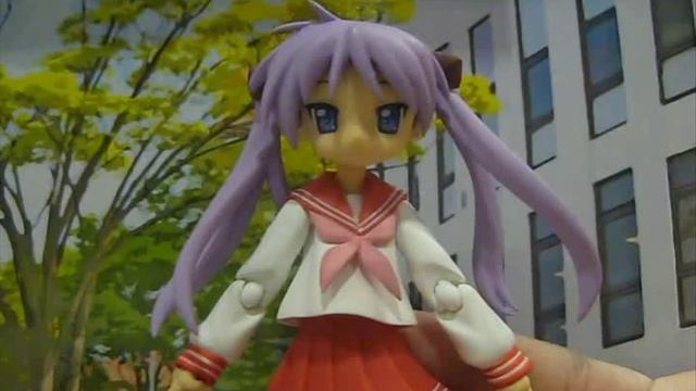 AFR - Kagami Hiiragi Figma Figure Review смотреть онлайн