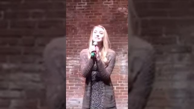 Lydia Wilson Singing She Used To Be Mine смотреть онлайн