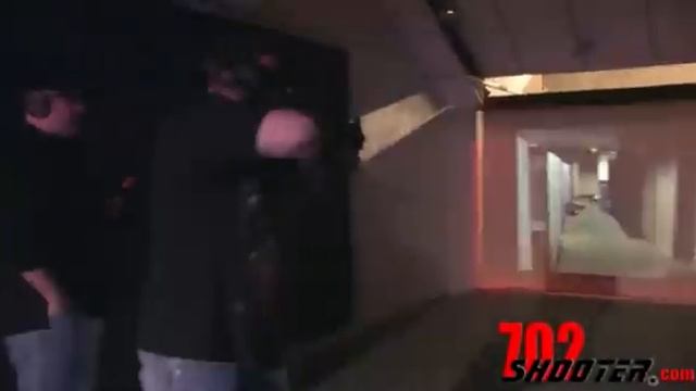 Mr Pheer shooting an HK UMP45 in the AIS Prism Firearms Simulator @ American Shooters смотреть онлайн