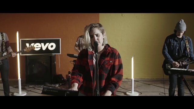 Shura - 2Shy - Vevo Dscvr (Live)