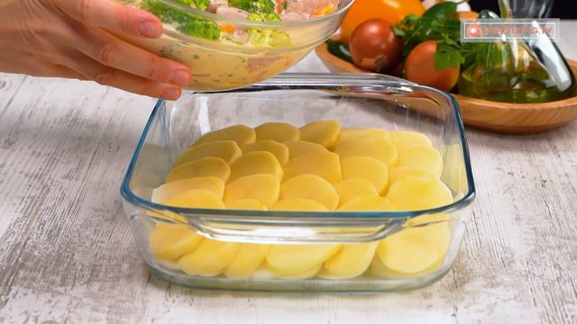If you try this pudding with chicken, you will buy all the frozen vegetables from the store! смотреть онлайн