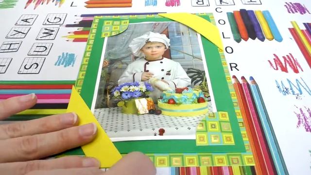 DIY - Рамка для фото своими руками. Из Цветного картона и мягкого пластика. смотреть онлайн