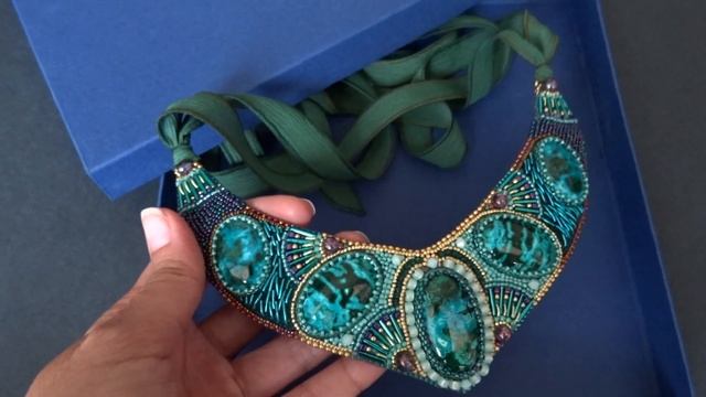 Колье "Павлин" с хризоколлой смотреть онлайн