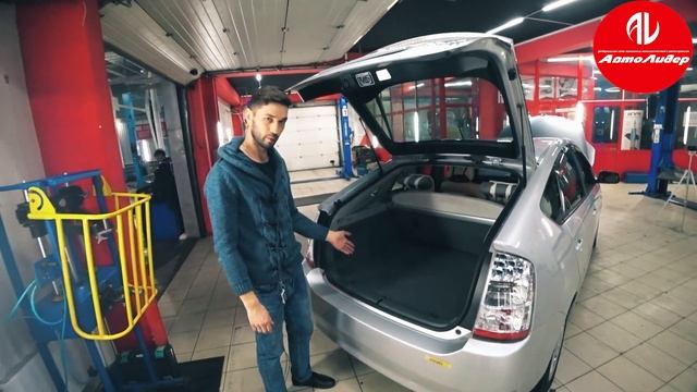 Toyota Prius 20 практично или неудобно? Мнение специалиста. смотреть онлайн