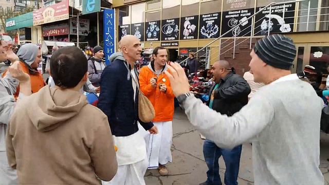 Потрясающая харинама с Балой прабху 22.10.2017г. смотреть онлайн