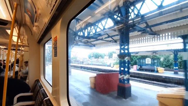 London Underground District & Piccadilly Line From Richmond To Earl's Court Via Hammersmith