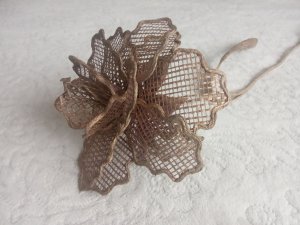 Делаю цветок из джута . Цветы для напольной вазы.