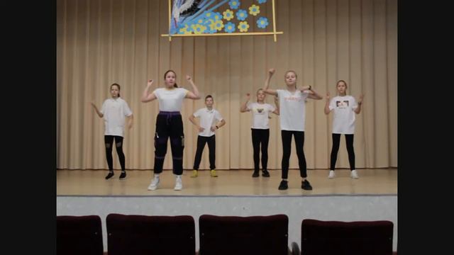 ГУО "Гимназия № 2 г.Новополоцка" видеопроект физкультминуток: 5Б 5В 5Г 6А 6Б 6 Г 7А 7Б 7В 7Г смотреть онлайн