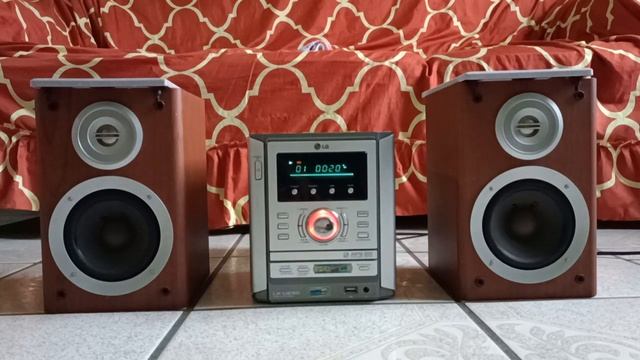 Minicomponente LG LXS-U250 смотреть онлайн
