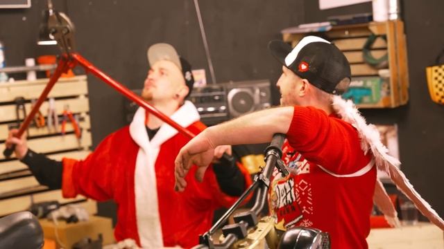 Vom Schrotthaufen zum Tuning-Mofa in nur einem Tag | Puch Maxi S смотреть онлайн