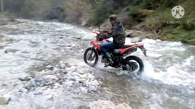 Enduro Geon в Карпатах смотреть онлайн