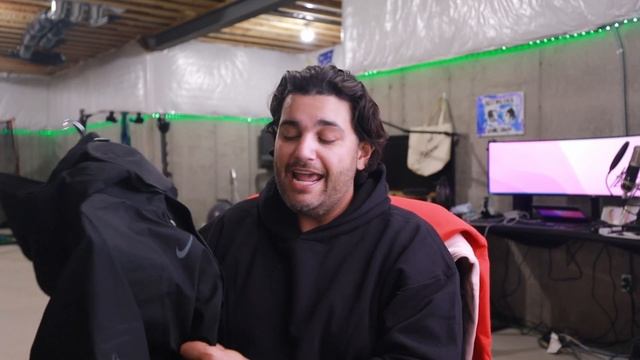 I Bought the $400 Nike x Travis Scott Gore-Tex Jacket... WORTH IT? смотреть онлайн