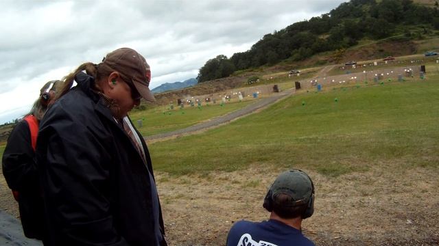 Saddle Butte Machine Gun Shoot 2013 - SBR Fun! смотреть онлайн