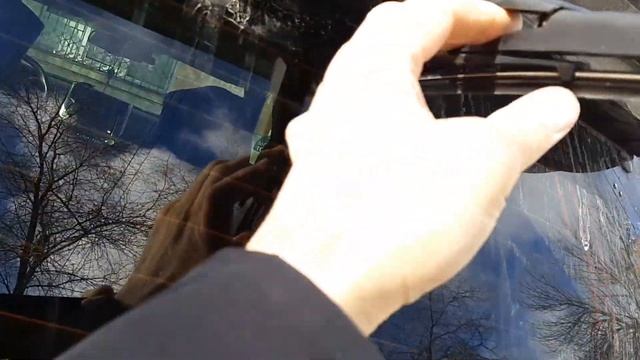 Как снять дворник задней двери прадо ?