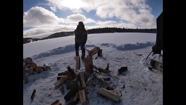 EPISODE 30 | Extreme Cold | Trail Grooming | Bear Roast | Ice Fishing | Alone | Solo Winter Camp смотреть онлайн