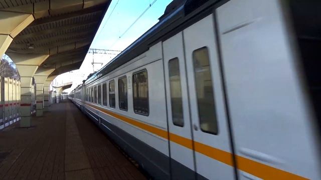 "Бывший Владимирский фирмач!" Электропоезд ЭД4М-0455 экспресс "Крутое - Москва Курский вокзал" смотреть онлайн