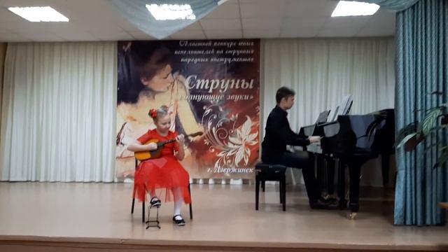 Домра.Блинова Александра, 6 лет, ДМШ 16. смотреть онлайн