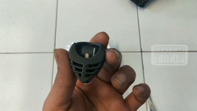 Kabel Jack Fender 6 Meter Rp89.000 | Pick Holder Rp5.500 | Tokopedia Toko 