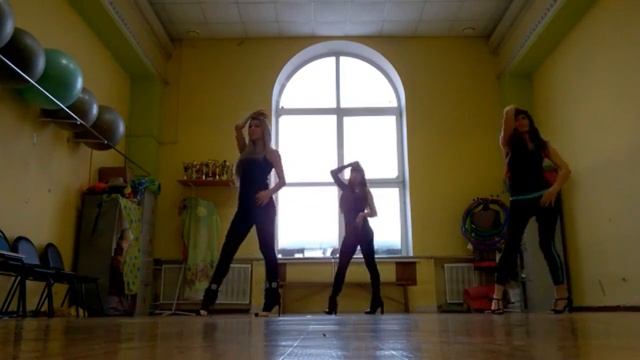 Анастасия Кузьменко и ее группа по High Heels смотреть онлайн