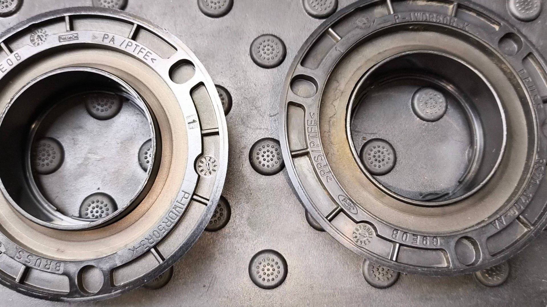 Замена переднего тефлонового сальника коленвала Форд Транзит куда нужно смотреть при выборе сальника смотреть онлайн