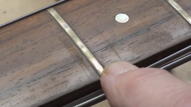 Vintage Hamer Explorer Bass Guitar Part 1 смотреть онлайн