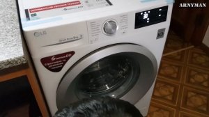 Cтиральная машина LG F0J 5NN4W, узкая с прямым приводом