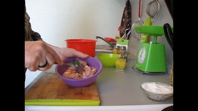 КАРТОФЕЛЬНЫЕ БРИЗОЛИ С КУРИНЫМ ФАРШЕМ, ОБЪЕДЕНИЕ! смотреть онлайн