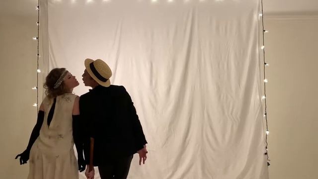 Money Money—Cabaret смотреть онлайн