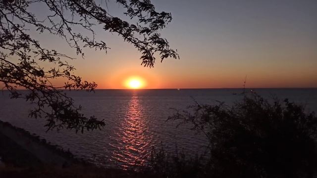 Timelapse: закат на мысе в Анапе. Красота природы!